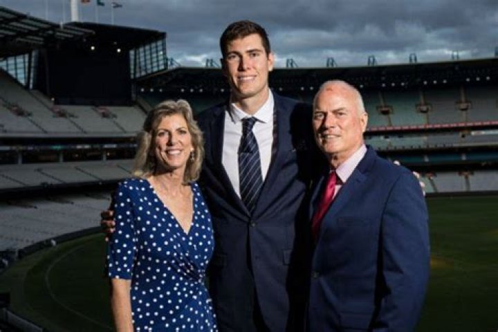 Mason Cox Parents: Meet Philip and Jeanette Cox