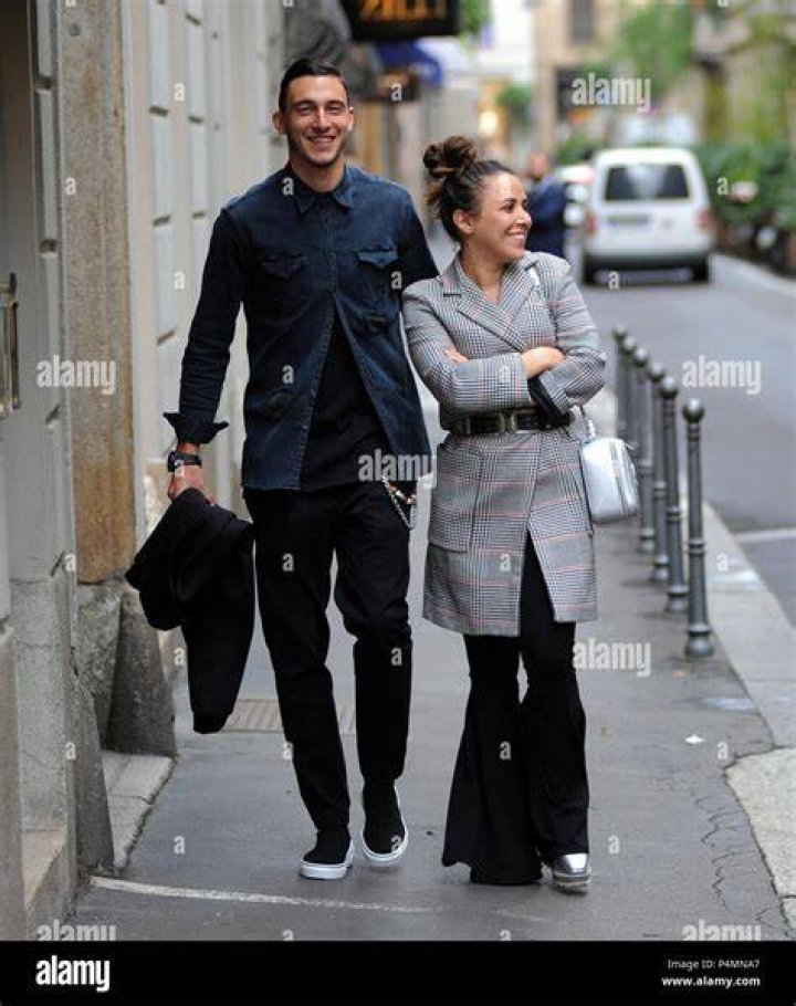 Matteo Darmian Wife: Francesca Cormani