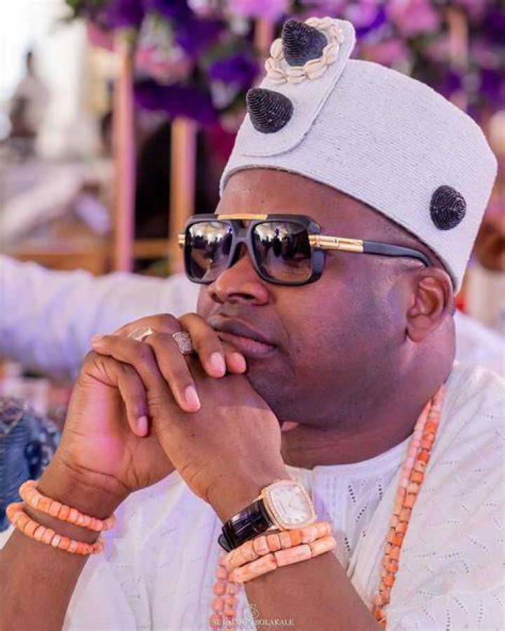 “May We Never Cry Over Something Like This Ever Again” – Davido Pays Condolence Visit To Oba Elegushi Following Death Of Only Son (VIDEO)