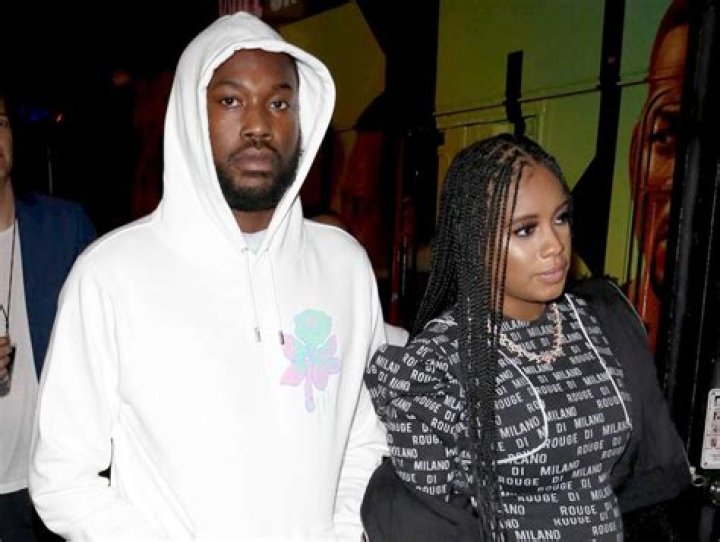 Meek Mill’s Ex-Girlfriend Milano Harris Defends The Rapper In His Fight Against 6ix9ine $ Wack100