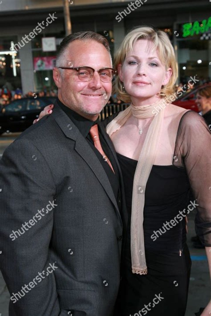 Meet actor Tommy Hinkley, husband of Tracey Needham