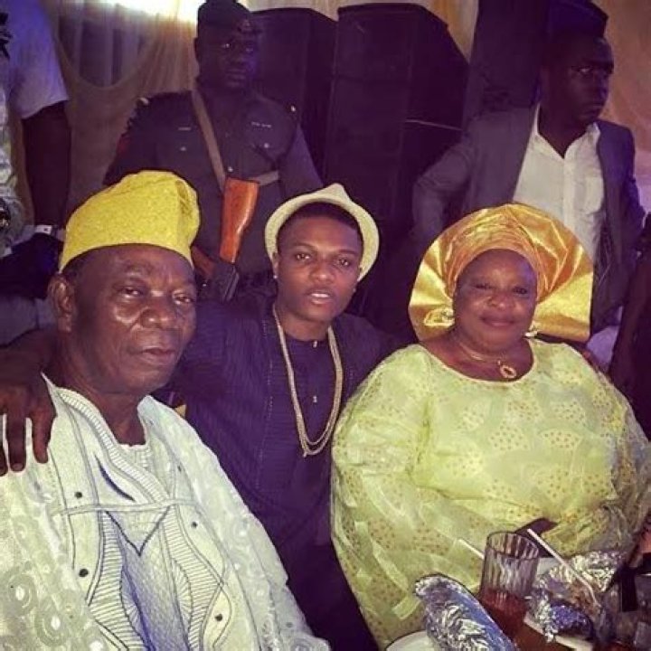 Meet Alhaji Muniru, The Father Of Wizkid Who Is A Muslim (Photos)