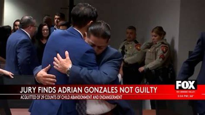 Meet Edgar Gonzalez, the Brother of Adrián González