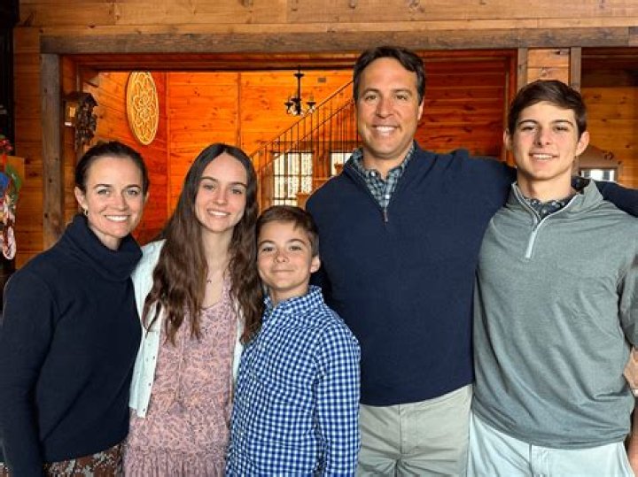 Meet John Teixeira, the Father of Mark Teixeira: Biography, Net Worth & More