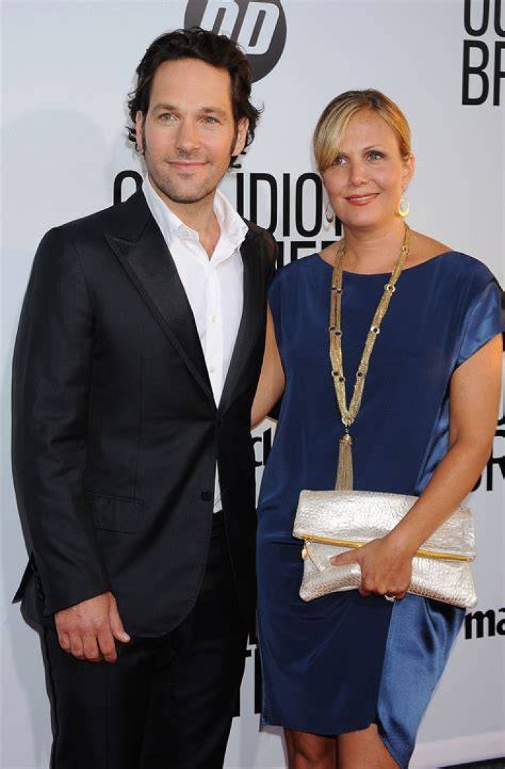 Meet Julie Yaeger, the beautiful wife of Paul Rudd