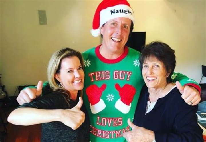 Meet Phil Mickelson Parents, Philip and Mary Mickelson