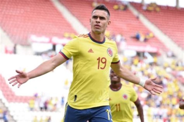 Meet Rafael Santos Borré’s Parents