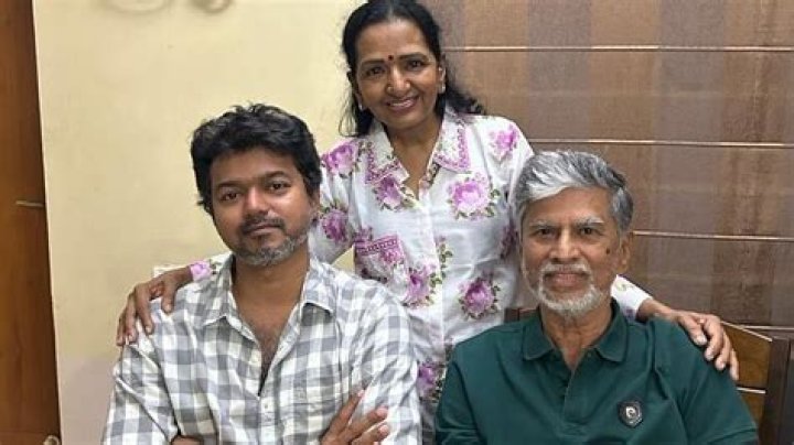 Meet Vijay’s Parents: Chandrasekhar And Shobha