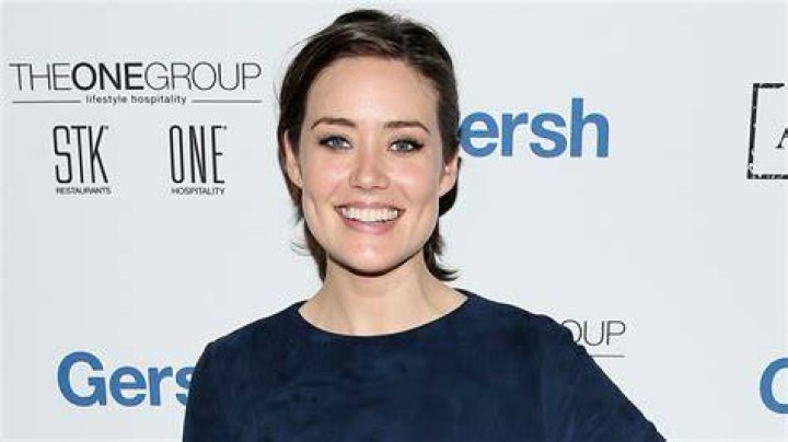 Megan Boone Net Worth: How Much Is Megan Boone Worth?