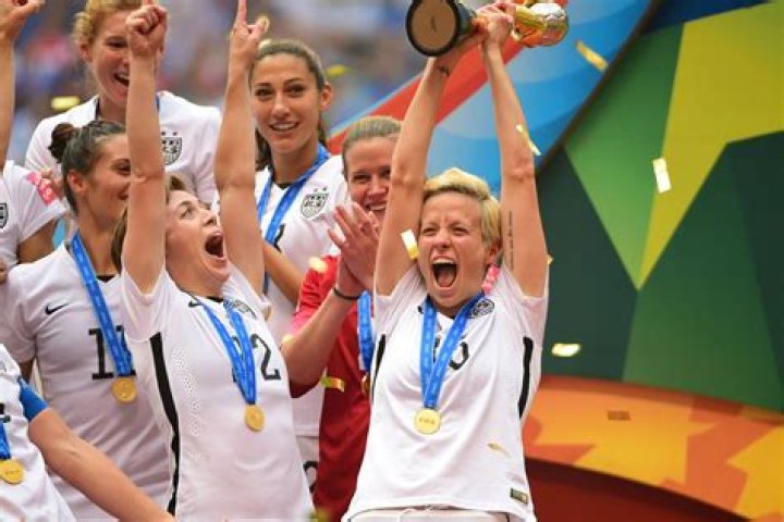 Megan Rapinoe Current Team