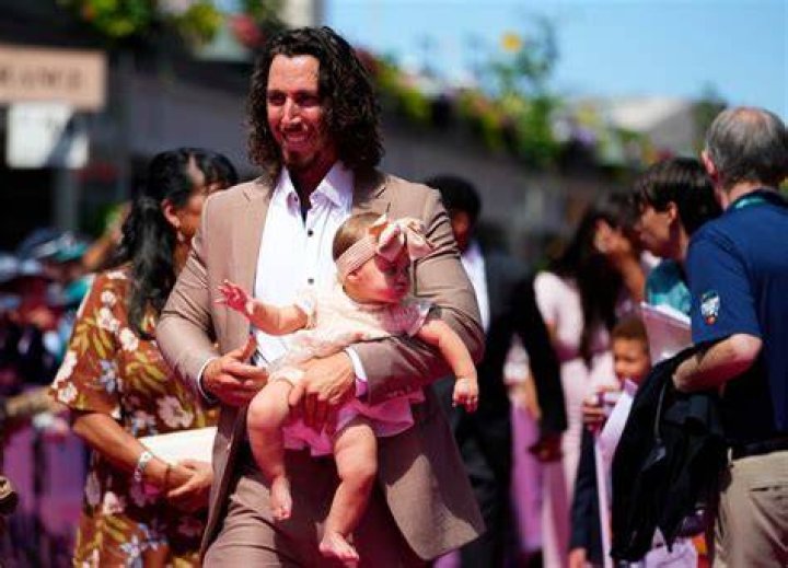 Michael Lorenzen Daughter: Meet June Elizabeth