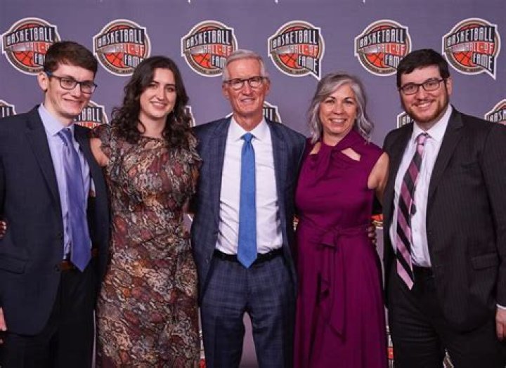 Mike Breen Children: How many kids does Mike Breen have?