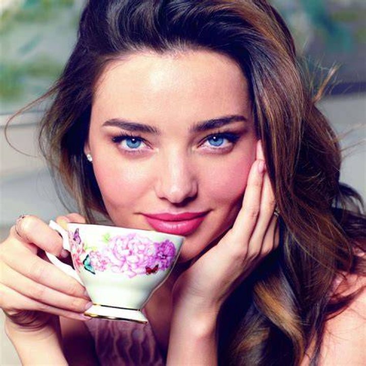Miranda Kerr Bio, Age, Parents, Husband, Children, Net Worth