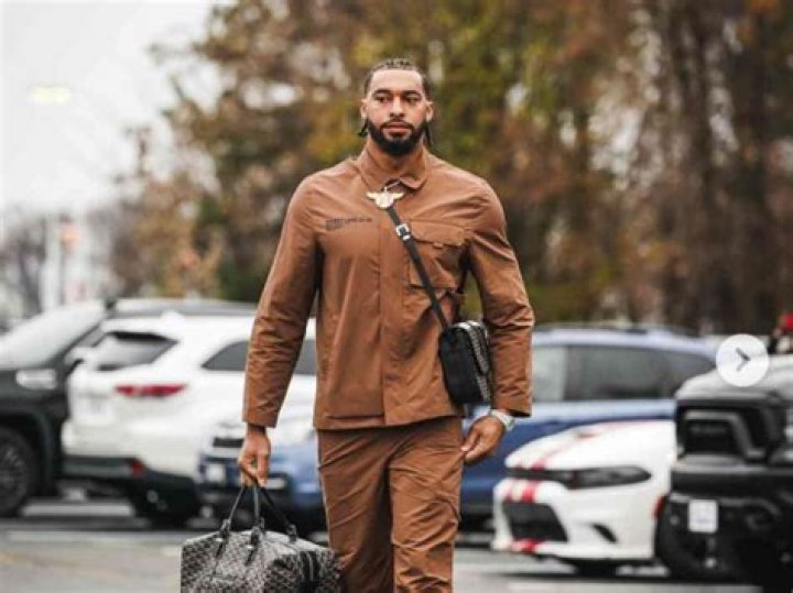 Montez Sweat Net Worth: Salary, Contract, Assets & Endorsements