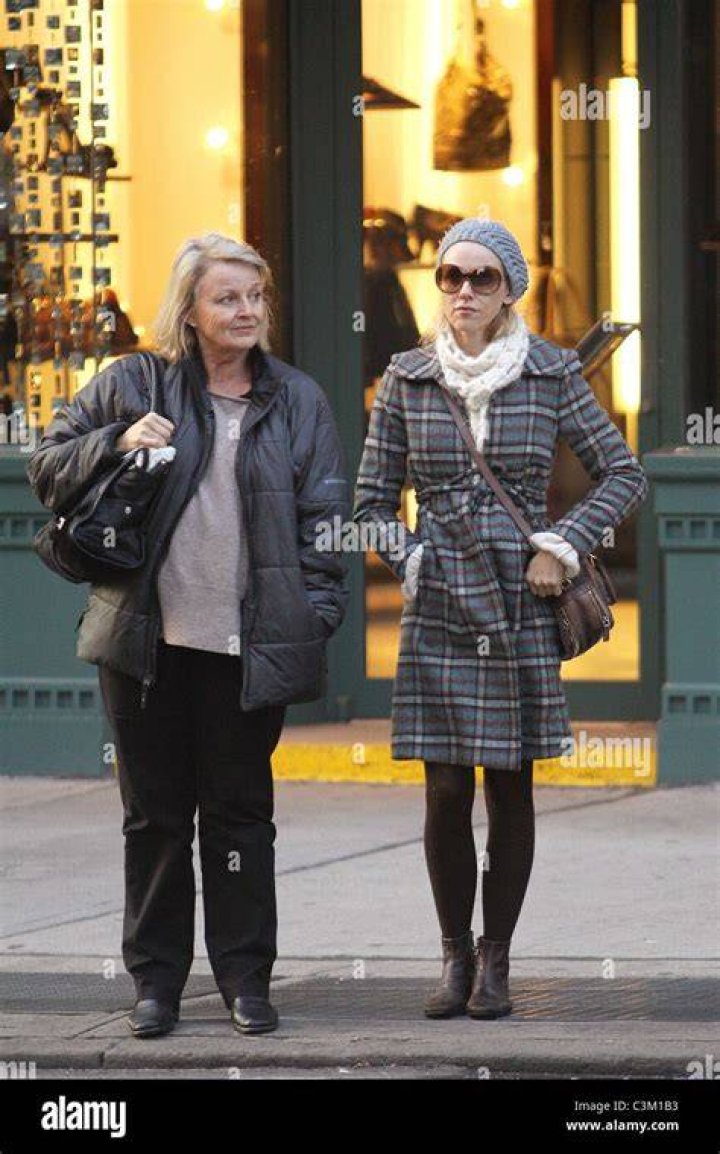 Naomi Watts Parents: Meet Miv Edwards and Peter Watts