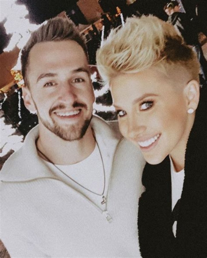 Nic Kerdiles Wife: Is Nic Kerdiles Married?
