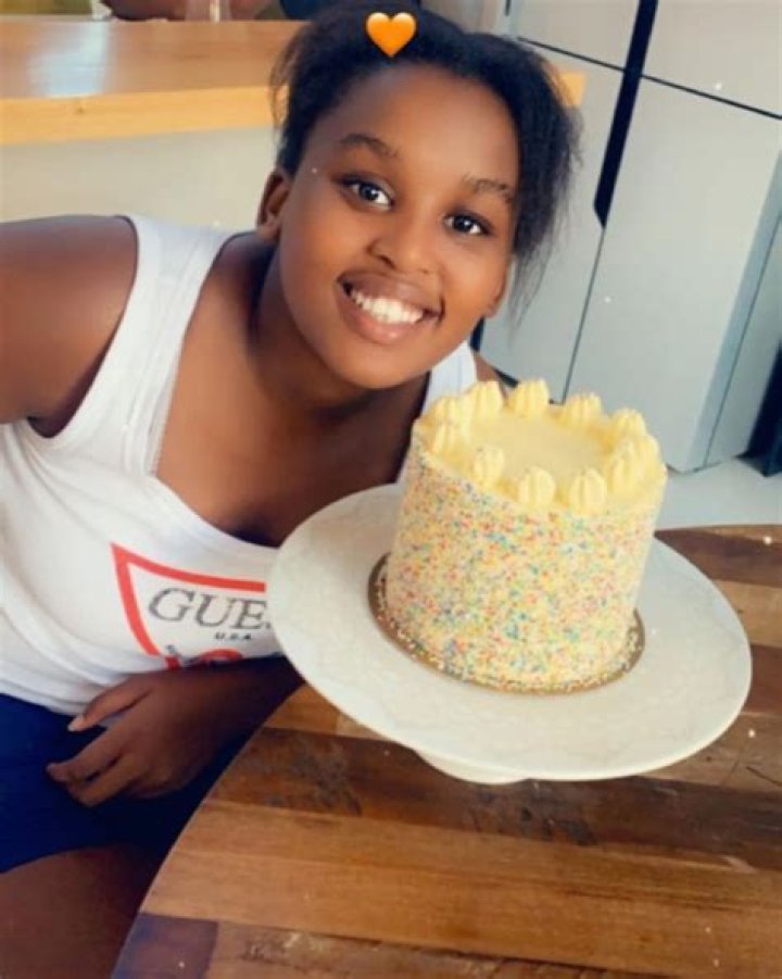 Nonku Williams’ Daughter Pays Late Father, Sfiso Ncwane A Visit