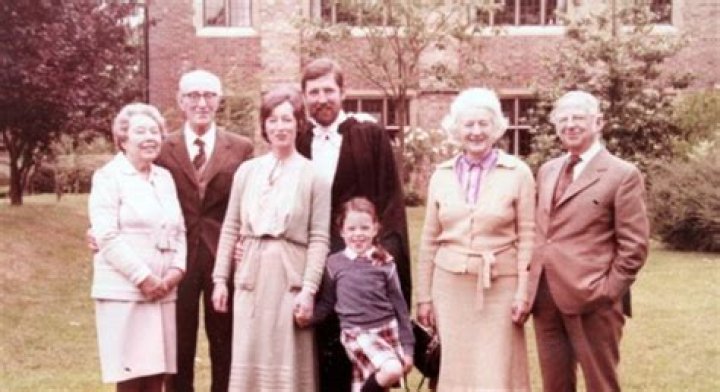 Olivia Colman Parents: Meet Mary And Keith Colman