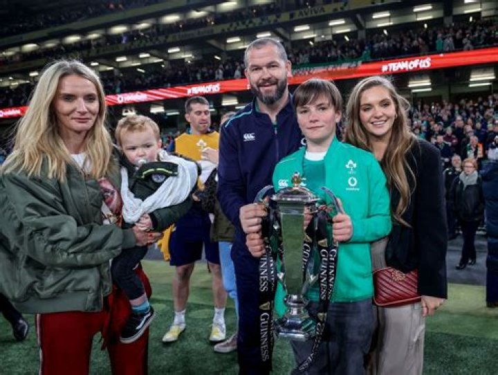 Owen Farrell Sisters: Meet Elleshia And Gracie