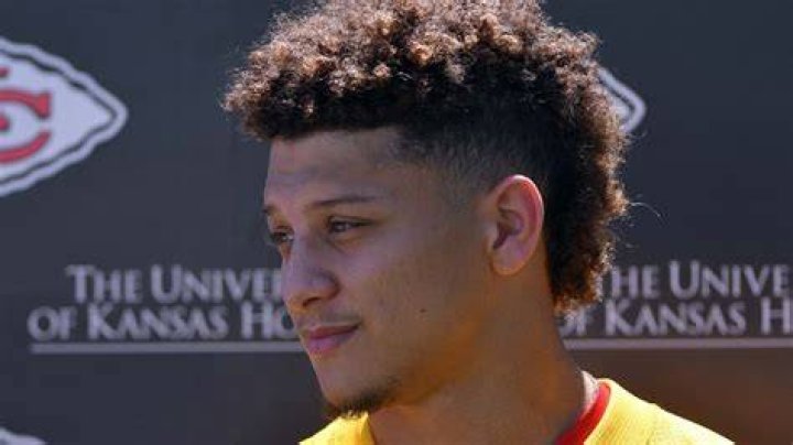 Patrick Mahomes Height: How Tall Is Patrick Mahomes?