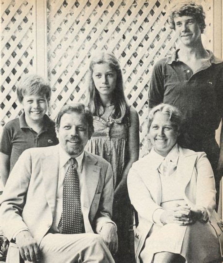 Paul Giamatti Parents: Meet Angelo Bartlett and Toni Marilyn