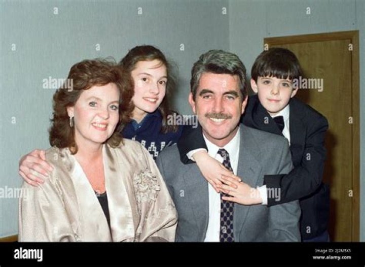 Pauline Collins Children: Meet Louise, Kate, Nic, And Richard