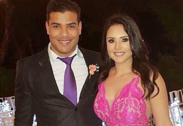 Paulo Costa Wife: Is Paulo Costa Married?