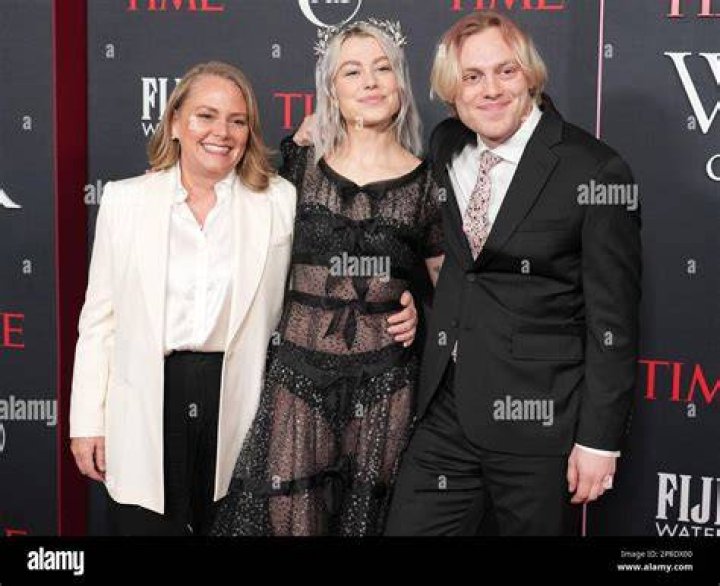 Phoebe Bridgers Siblings: Who Is Jackson Bridgers?