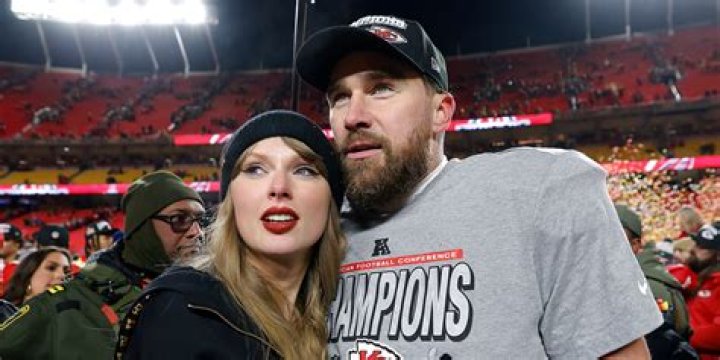 Pics: Ben Zobrist And Wife Julianna Zobrist Cheating Affair – Are They Filing Divorce?