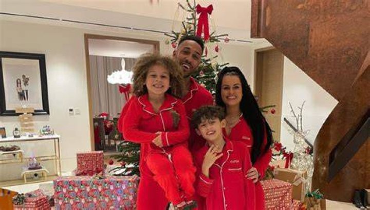 Pierre-Emerick Aubameyang Bio, Career, Parents, Net Worth