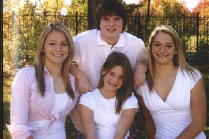 Pierre Turgeon Daughters: Meet Elizabeth And Valerie