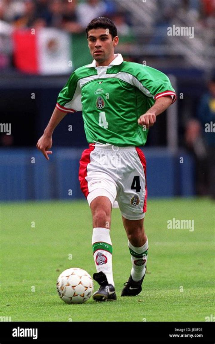Rafael Márquez Height: How Tall is Rafael Márquez?