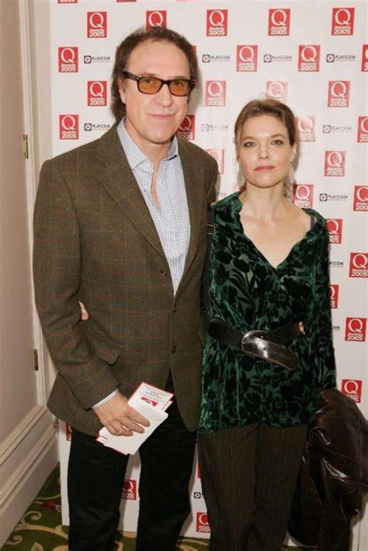 Ray Davies Ex-Wives: Meet Dicpetri, Yvonne, And Patricia
