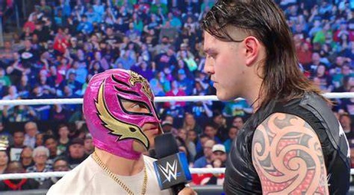Rey Mysterio Parents: Meet Roberto And Maria