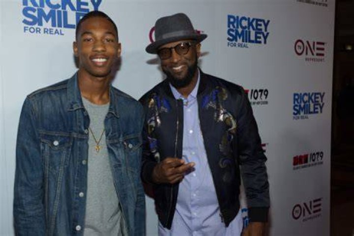 Rickey Smiley Net Worth: How Much Is Rickey Smiley Worth?