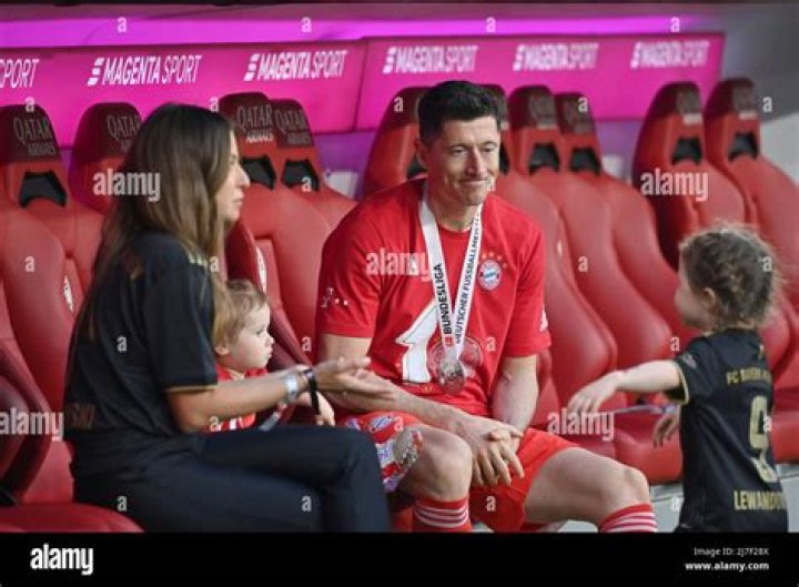 Robert Lewandowski Children: Meet Klara & Laura Lewandowska