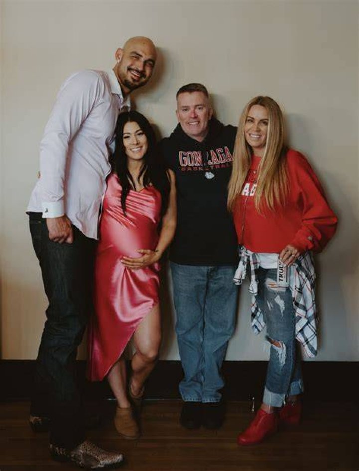 Robert Sacre Age, Wiki, Biography, Wife, Children, Salary, Net Worth, Parents