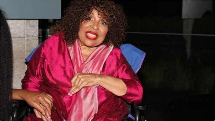 Roberta Flack Disease: Can Roberta Flack Sing Again?