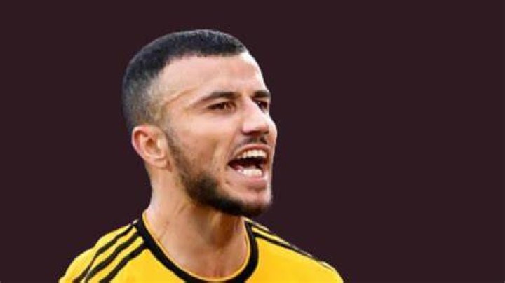Romain Saiss Wife: Is Romain Saiss Married?