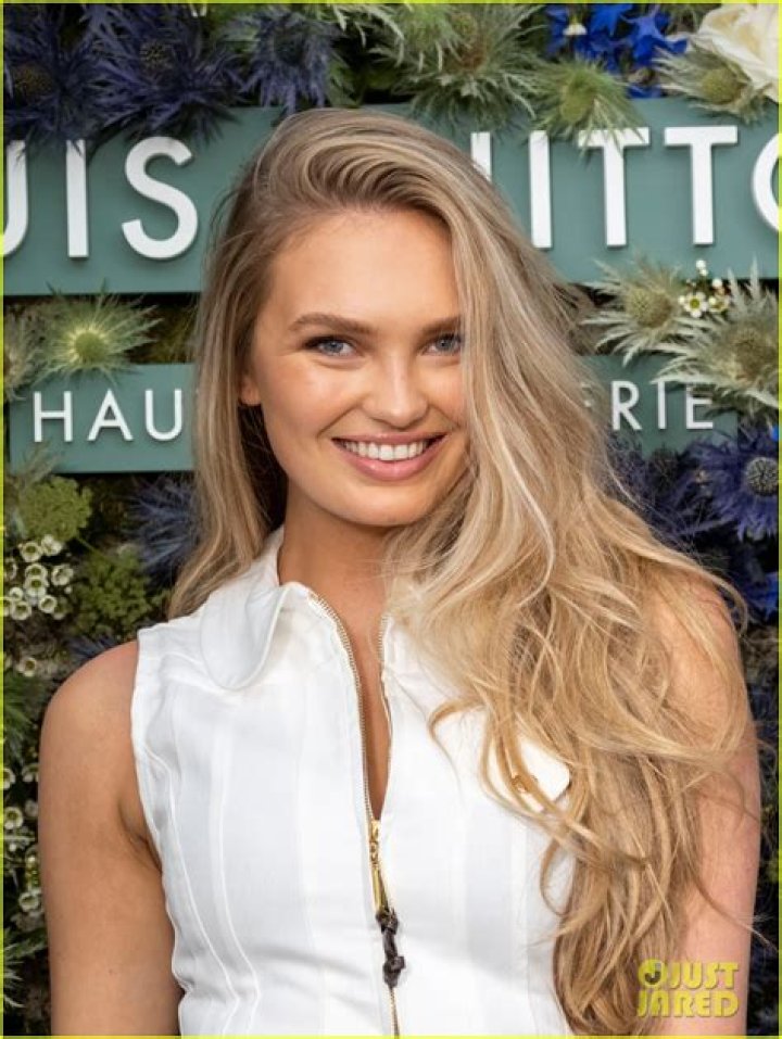 Romee Strijd iography, Age, Image, Romee Strijd Laurens Van Leeuwen, Height Weight, Hot, Instagram and Interview
