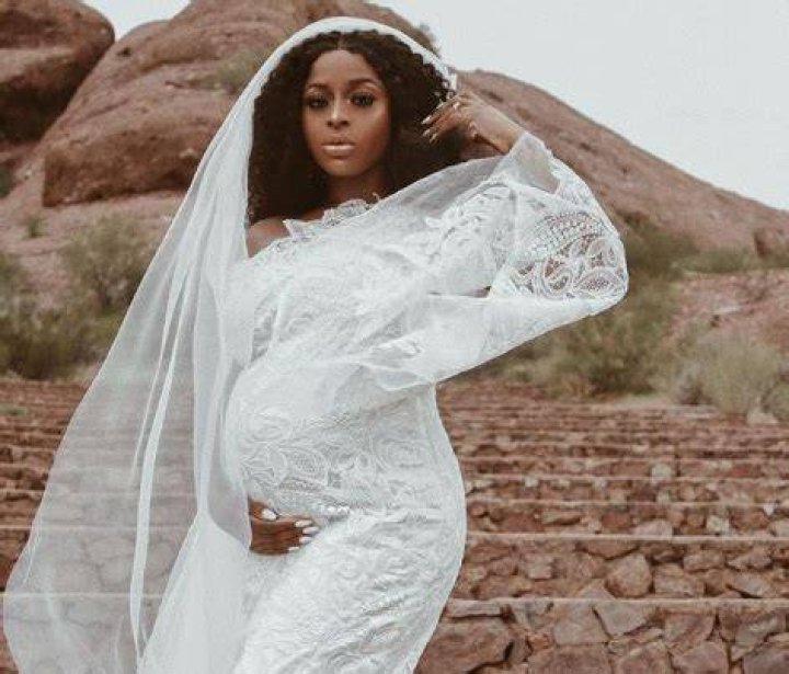 Ronke Raji Trends After Announcing She’s Expecting Another Child Some Few Months After Her First