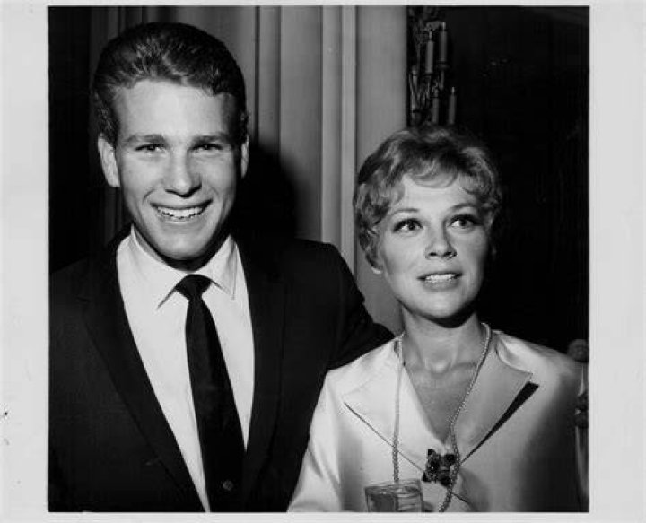 Ryan O’Neal Parents: Meet Charles O’Neal and Patricia O’Neal