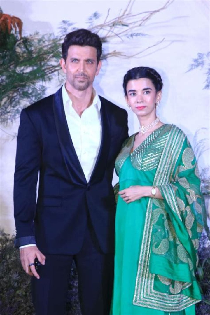 Saba Azad Height: How Tall is Saba Azad?