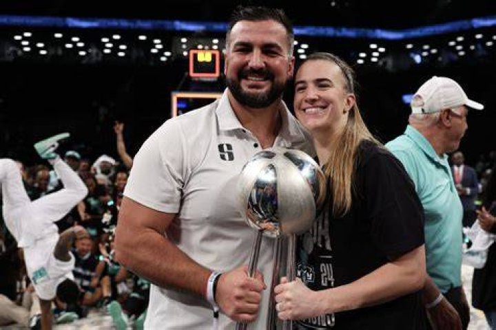 Sabrina Ionescu Partner: Who Is Hroniss Grasu?