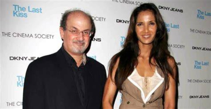 Salman Rushdie Bio, Age, Wife, Children, Net Worth, Religion, Parents, Siblings