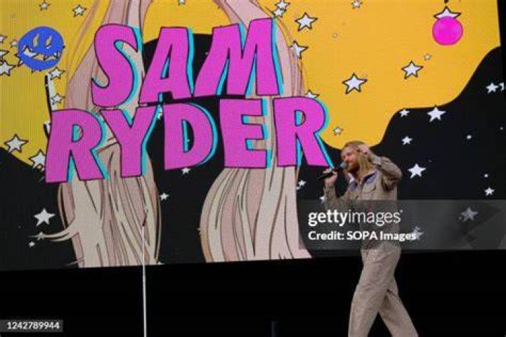 Sam Ryder Social Media