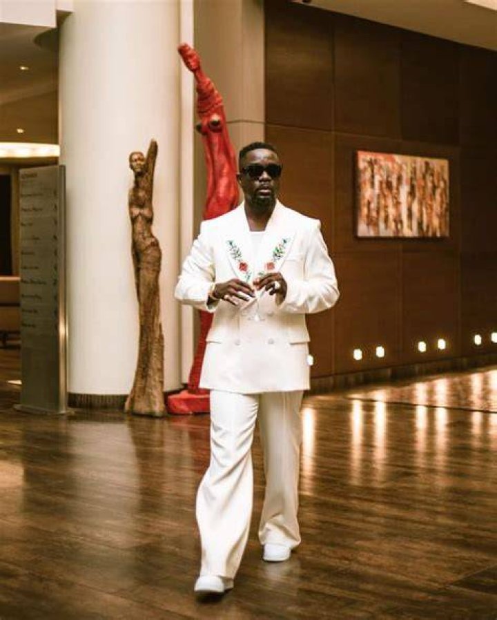 ‘Sarkodie Has The Most Loyal Fans In Ghana’ – Sister Afia (screenshot)