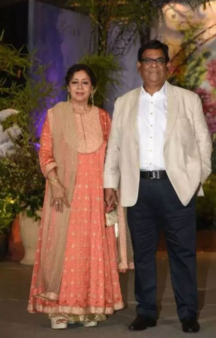 Satish Kaushik Wife: Meet Shashi Kaushik