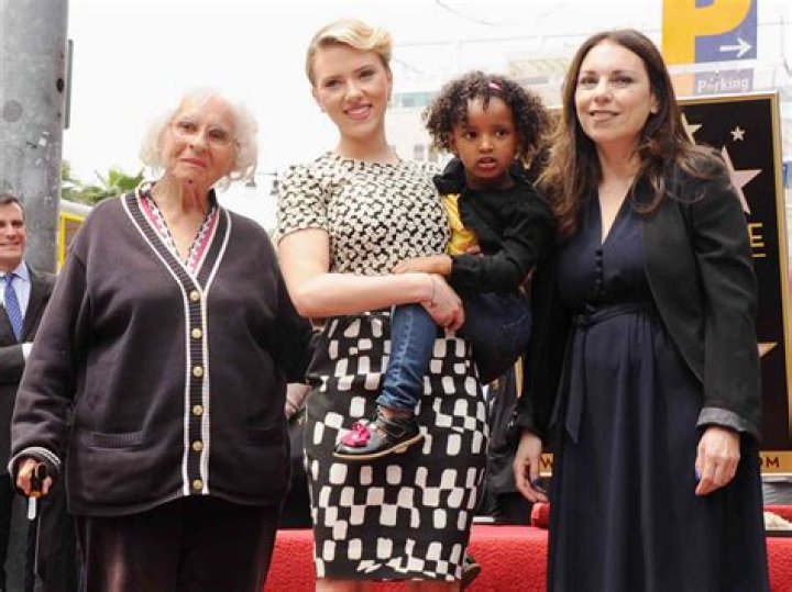 Scarlett Johansson Parents: Meet Karsten And Melanie