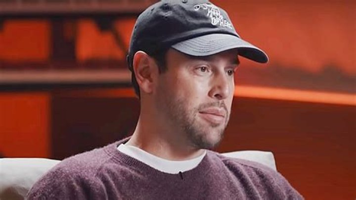 Scooter Braun Bio, Age, Career, Net Worth, Family & More